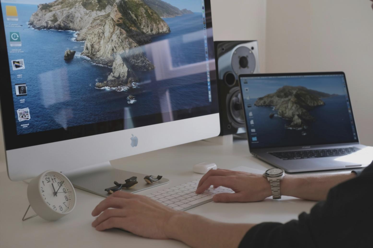 Professionelle Finanzberatung in modernem Büroambiente